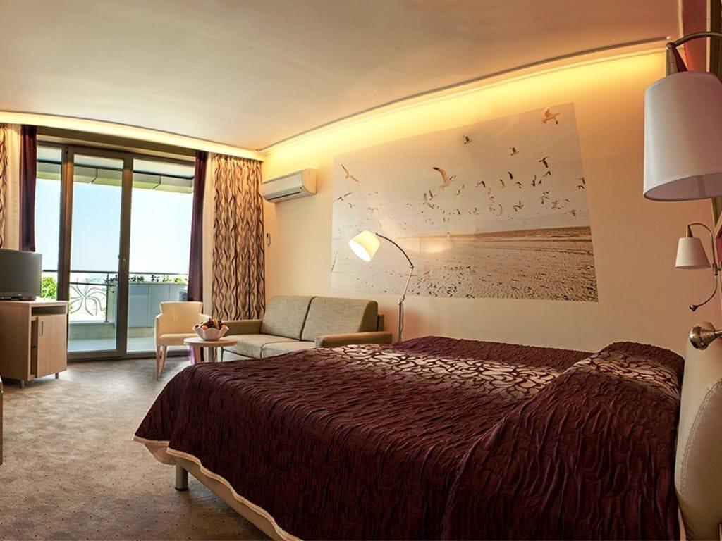 Maritim Hotel Amelia Albena Exterior photo